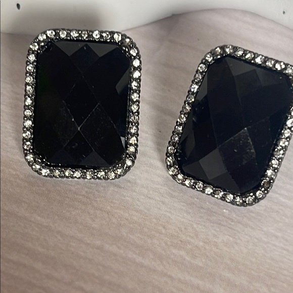 Ralph Lauren Black Statement  Clip Earrings with Halo Desig - Picture 7 of 7